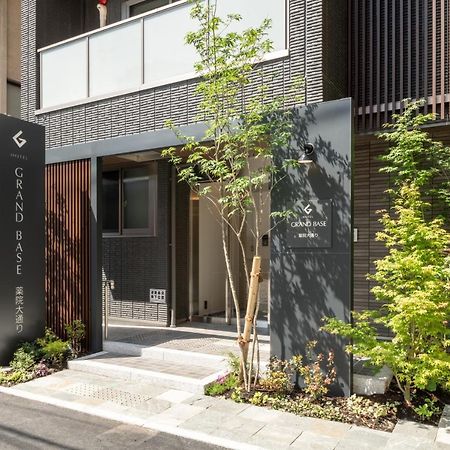 Grand Base Yakuin Odori Aparthotel Fukuoka  Bagian luar foto