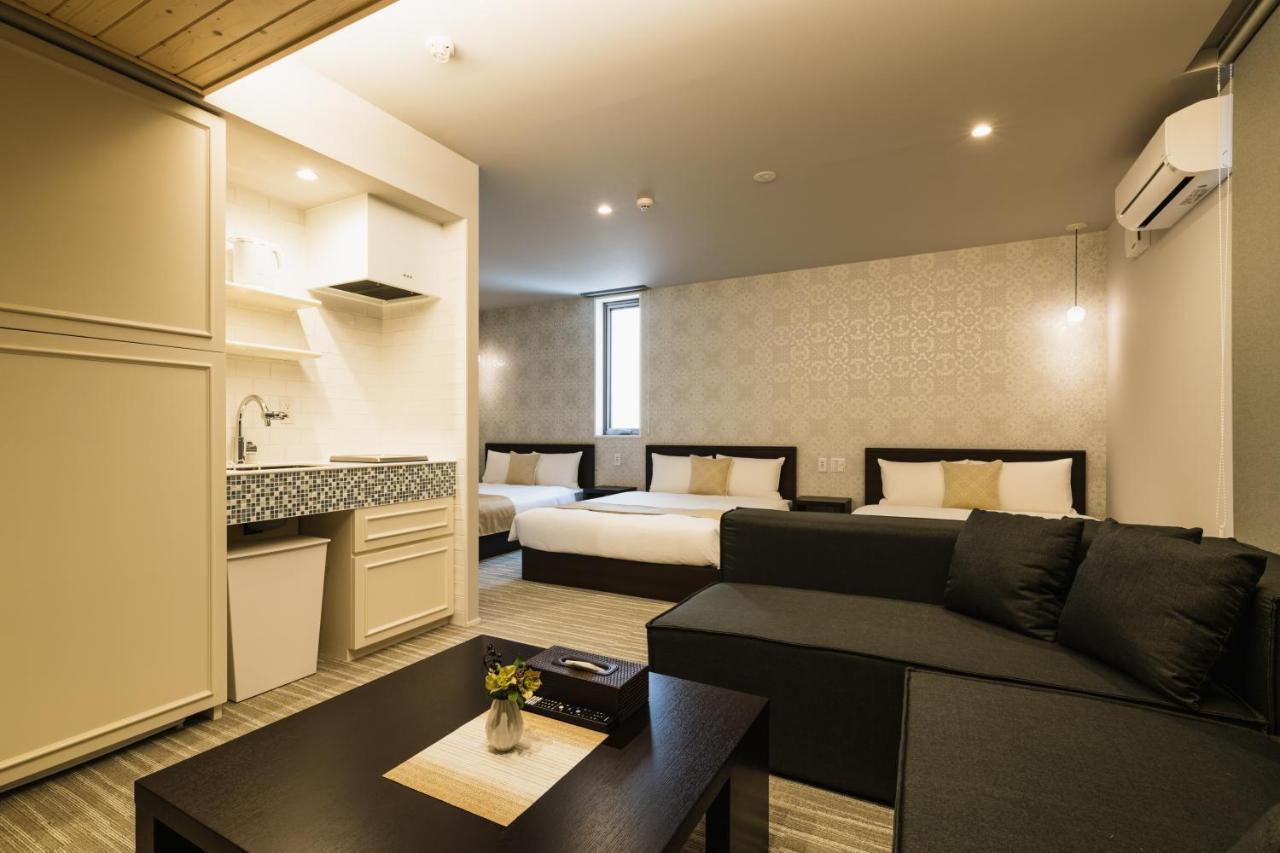Grand Base Yakuin Odori Aparthotel Fukuoka  Bagian luar foto