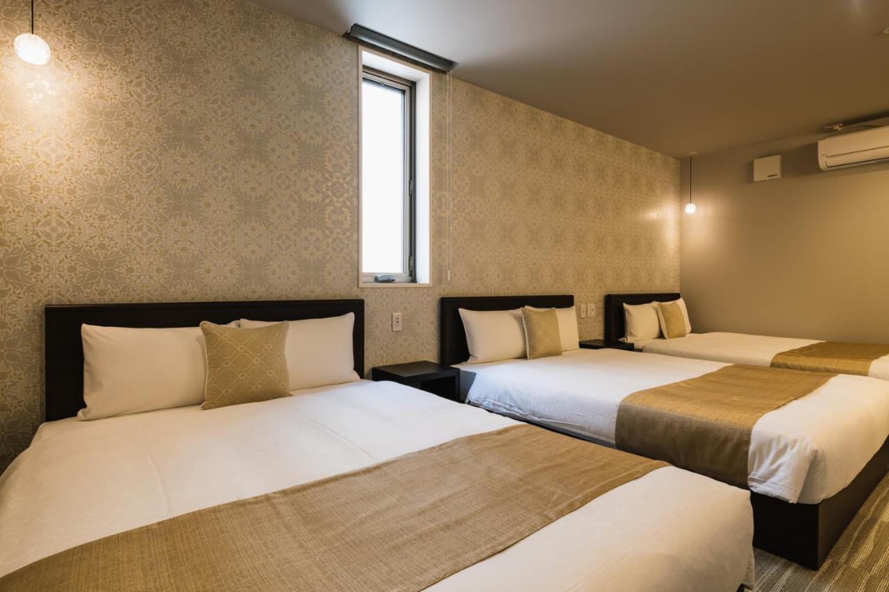 Grand Base Yakuin Odori Aparthotel Fukuoka  Bagian luar foto