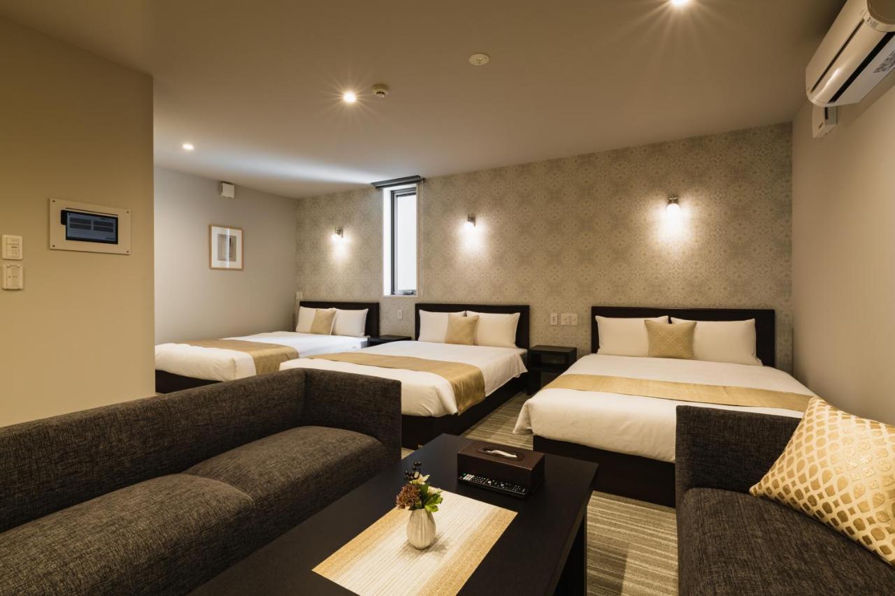 Grand Base Yakuin Odori Aparthotel Fukuoka  Bagian luar foto