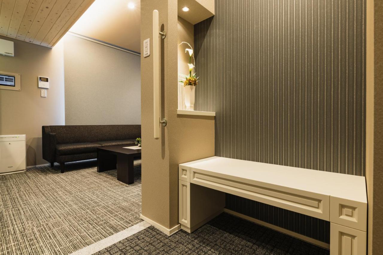 Grand Base Yakuin Odori Aparthotel Fukuoka  Bagian luar foto