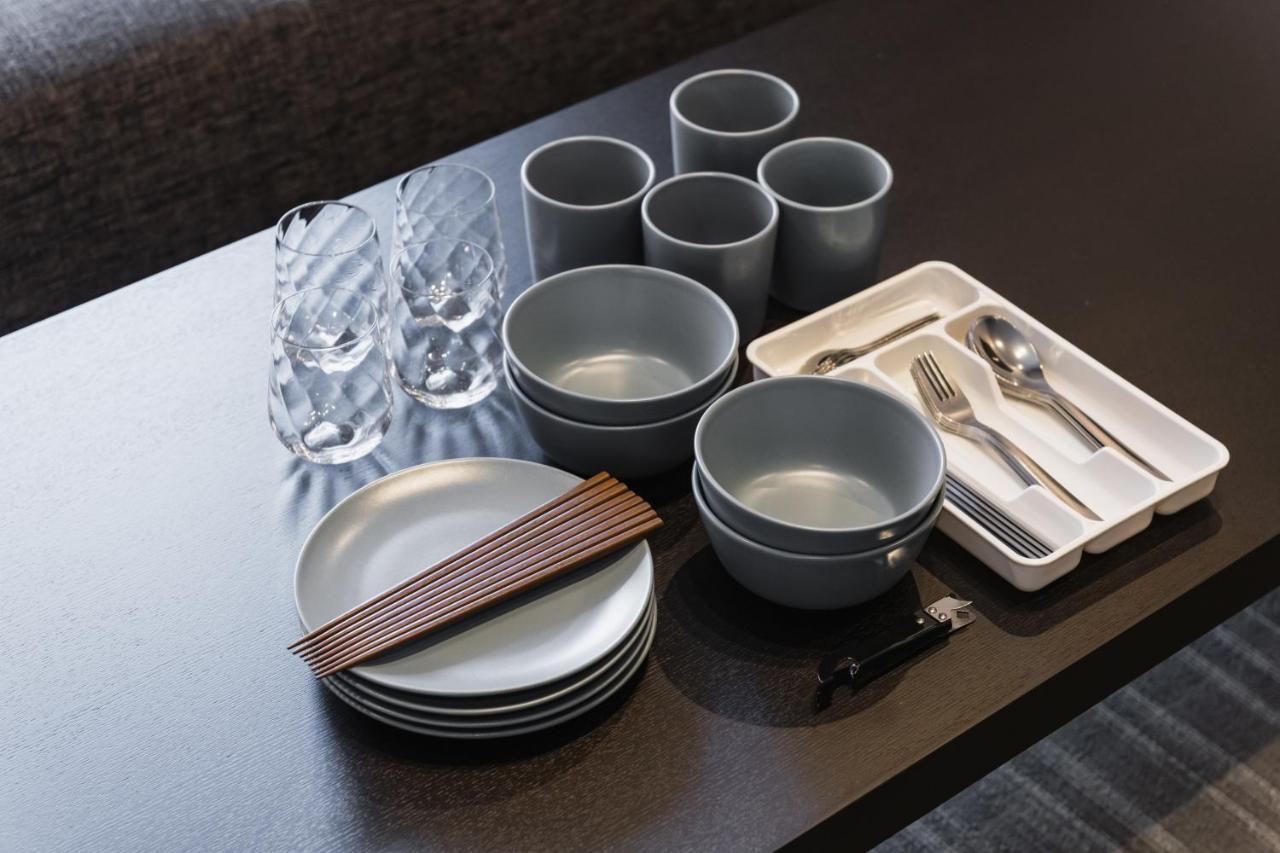 Grand Base Yakuin Odori Aparthotel Fukuoka  Bagian luar foto